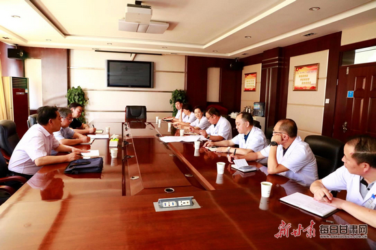 http://pic.gansudaily.com.cn/003/004/106/00300410681_3598775c.jpg